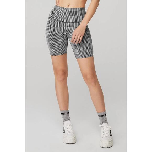 Alo Yoga 7" High-Waist Micro Houndstooth Biker Short White/Black - L - Picture 1 of 5